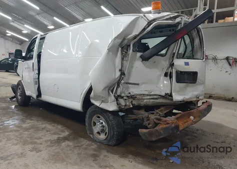 2017 Chevrolet Express G2500 Work Van from USA, damaged, VIN 1GCWGAFFXH1188717
